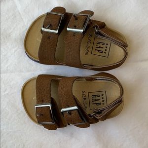GAP baby sandals